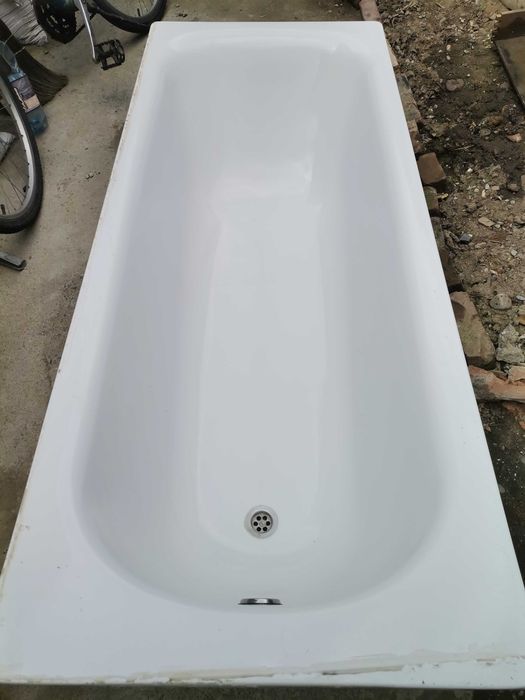 Vând cadă metalica