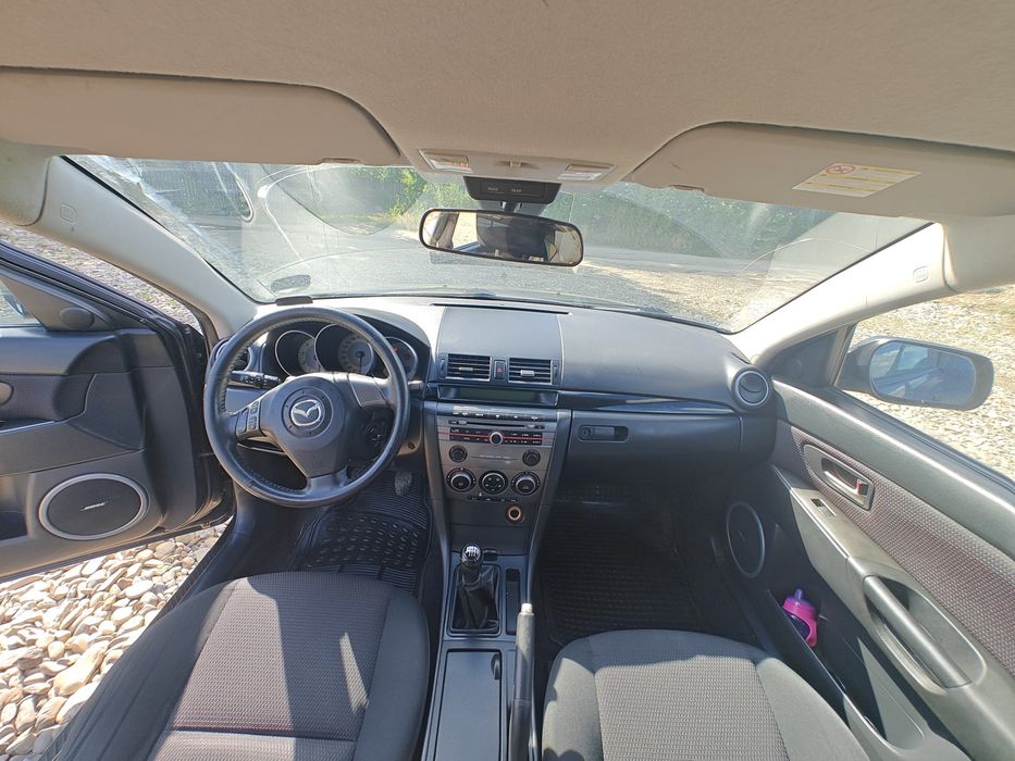 MAZDA 3 0 — imagine 5