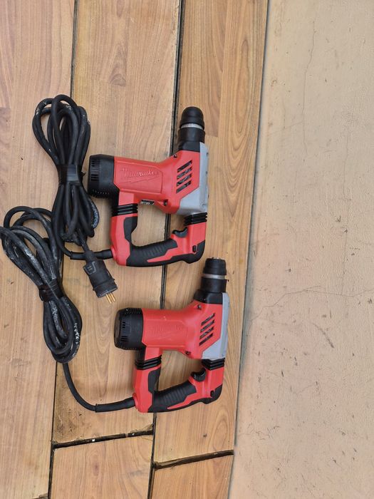 Ciocan rotopercutor Milwaukee PLH 28E