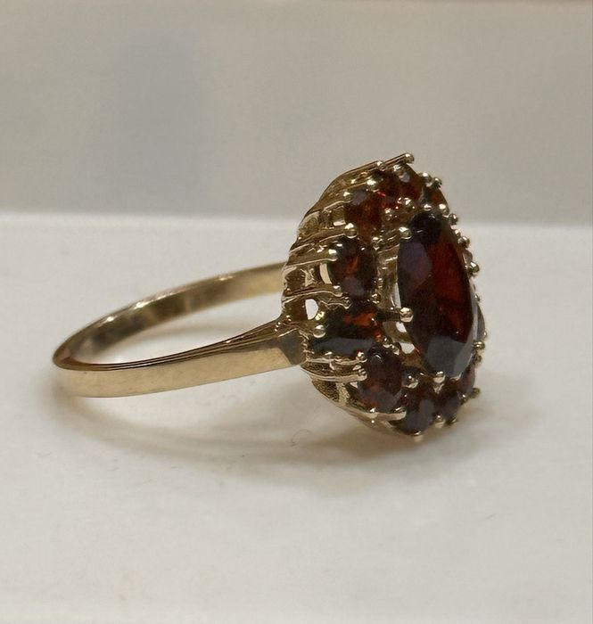 Златни и сребърни пръстени