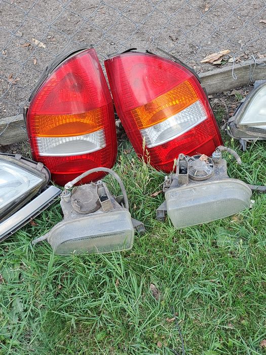 Фарове,стопове и халогени