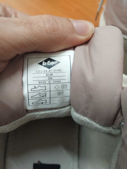 Зимни обувки lee cooper 38 номер