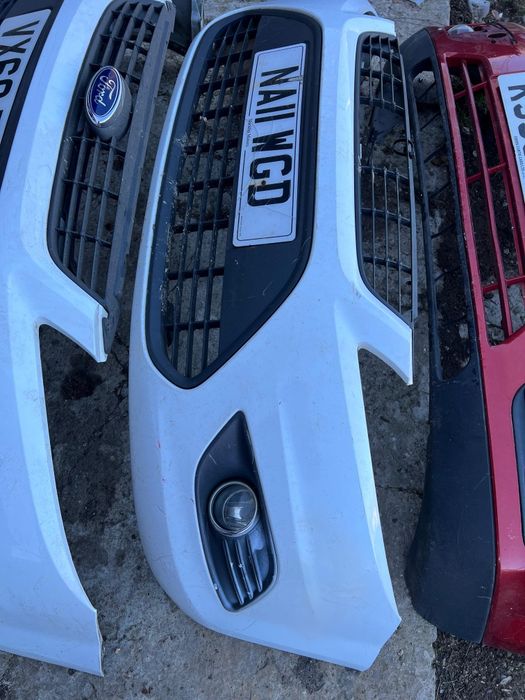 Bara fata capota trager usa Ford Focus 2, facelift