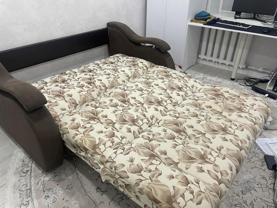 Продам диван раскладной