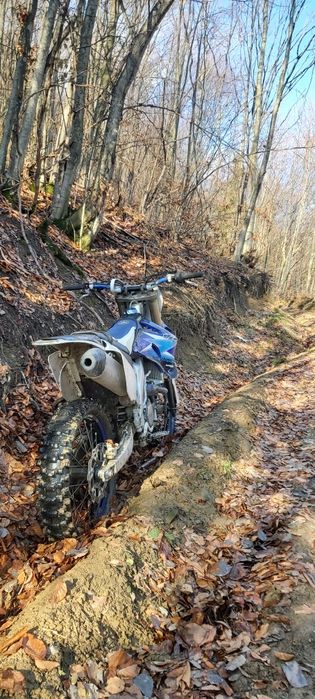 Cross yamaha yz250f