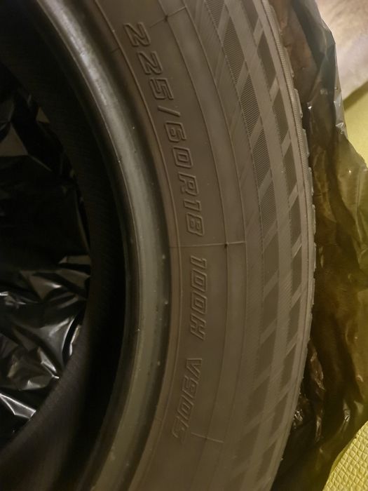 Продават се! Зимни гуми 225/60/18
Зимни гуми
225/60/18
Цена 250лв за 4