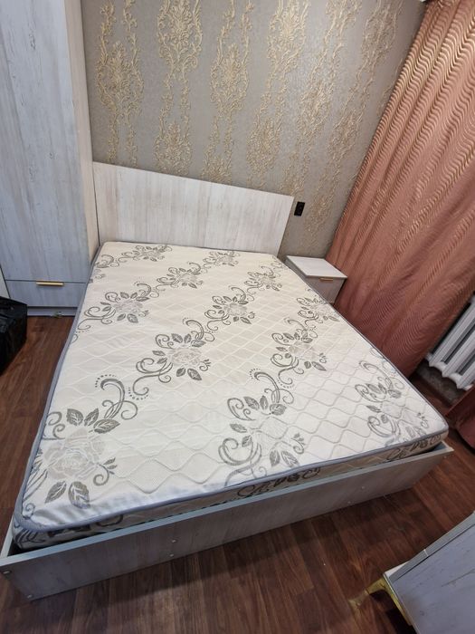 матрас для кровати 160/200