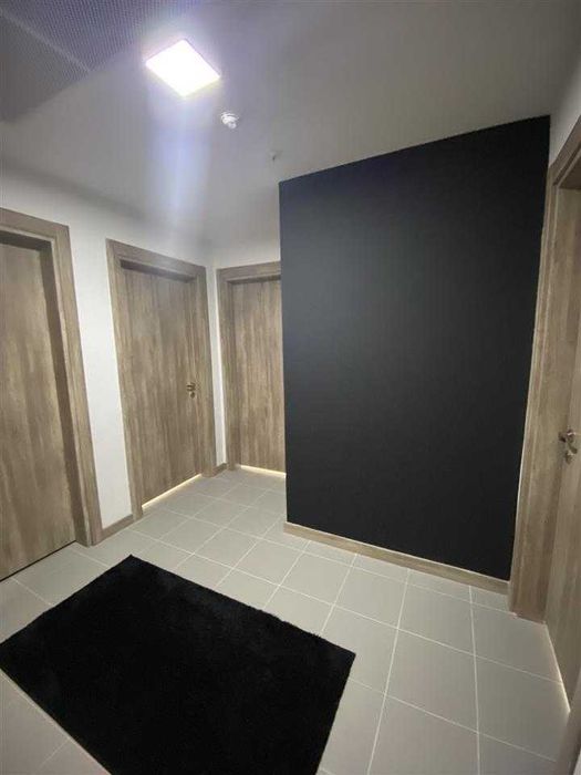 Дава се под наем Двустаен апартамент в Бургас, Славейков - 57 кв.м за 204 € - Снимка #2