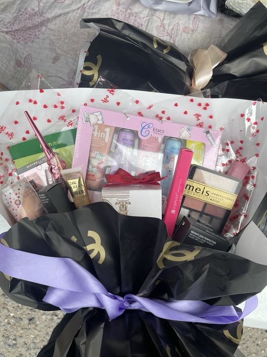 Косметика с букет