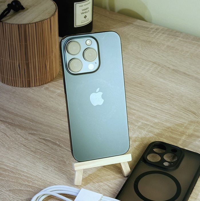 Iphone 15 Pro, 256GB, Blue Titanium, 81% bat.