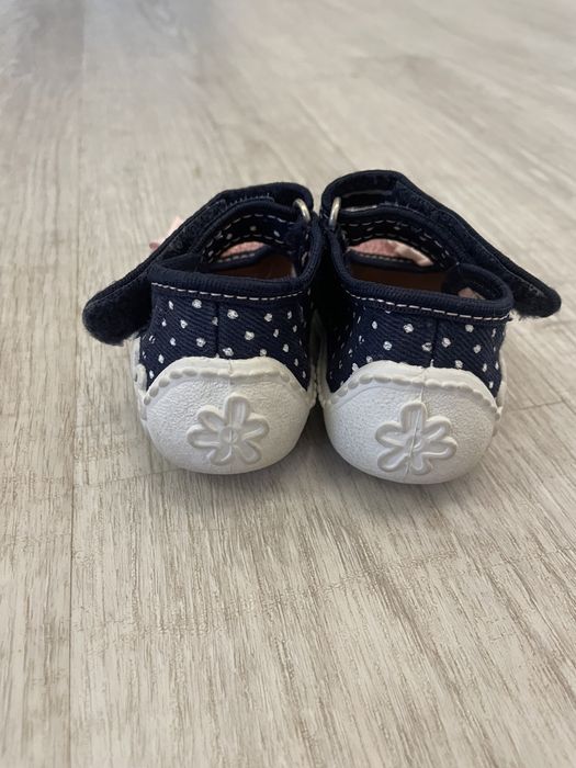 Туфельки на девочку 20 размер