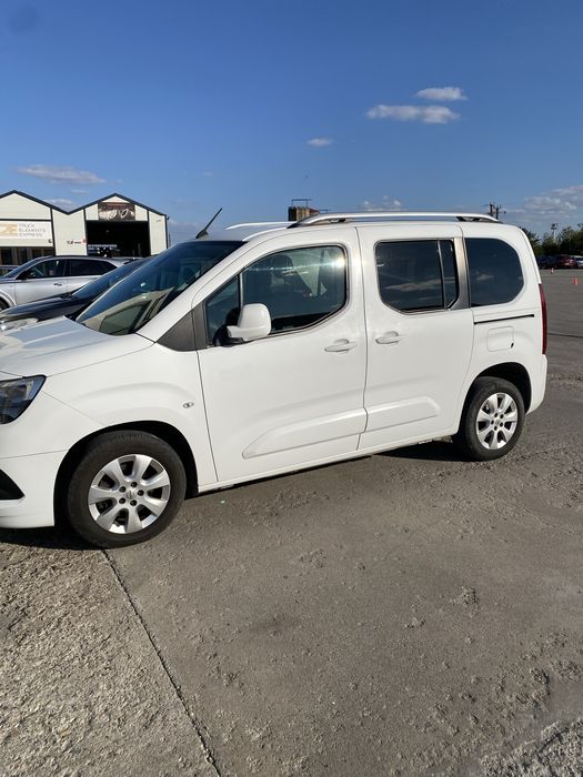 Vand Opel combo life