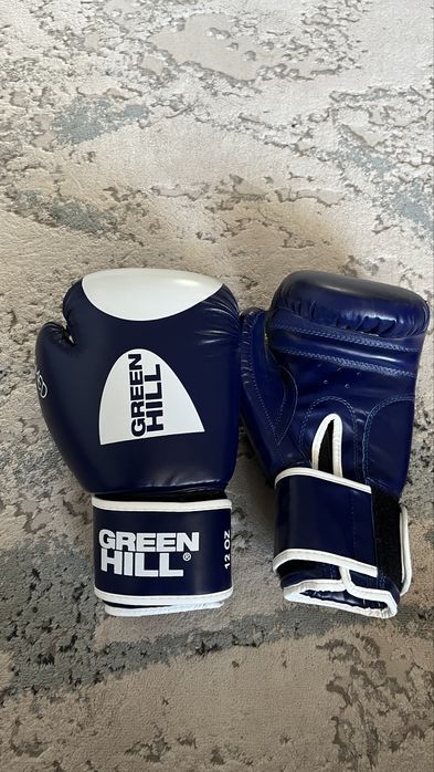 Боксерские перчатки Green Hill