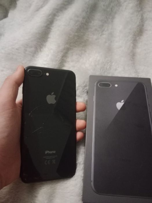 iPhone 8 plus 64gb!