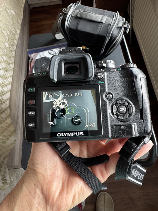 Фотоапарат Olympus E 410
