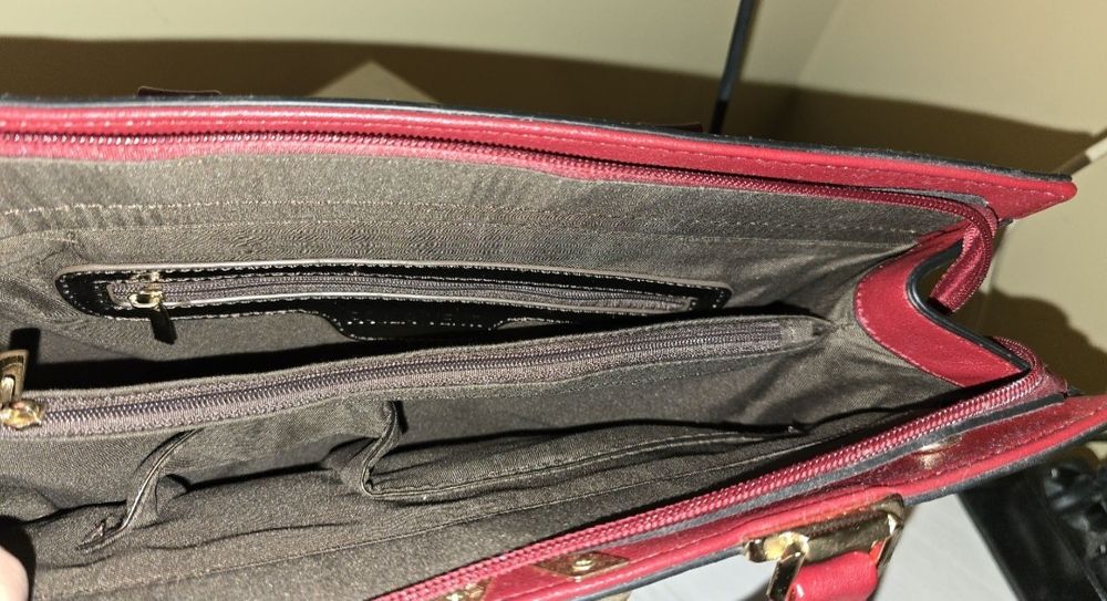 Нова дамска чанта