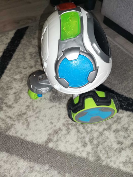 Робот Fhiser price