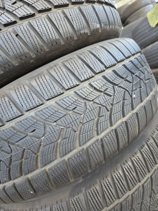 2 Броя 235/55/19 Dunlop 7,8mm