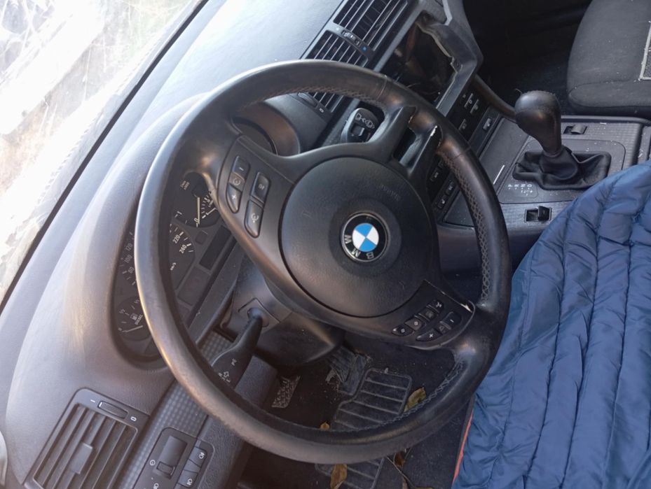 Продавам BMW E46 320д 150 фейслифт