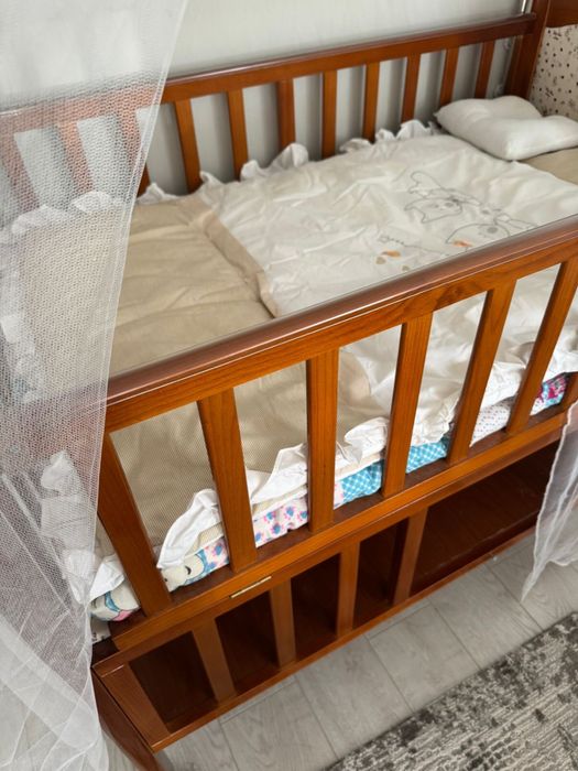 Детская кровать (манеж)