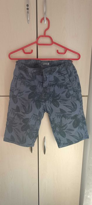 Pantaloni scurți copii, model chino cu imprimeu tropical, varsta 10-12 ani