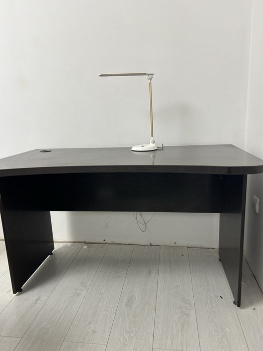 Писменный стол..