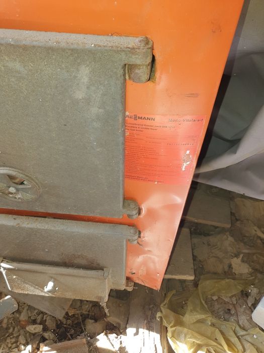 Centrală pe lemne/gaz/combustibil VIESSMANN