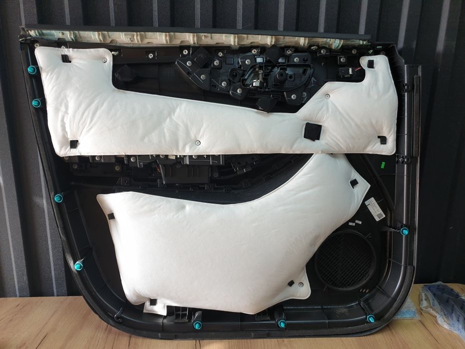 Обшивка двери Changan CS55 Plus