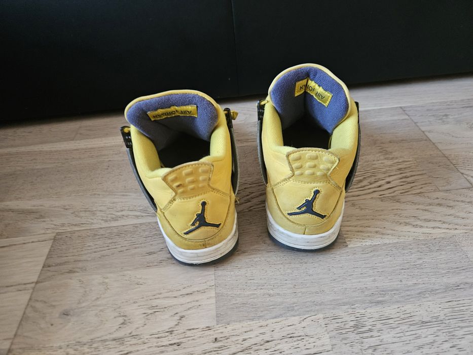 Nike air retro 4 42