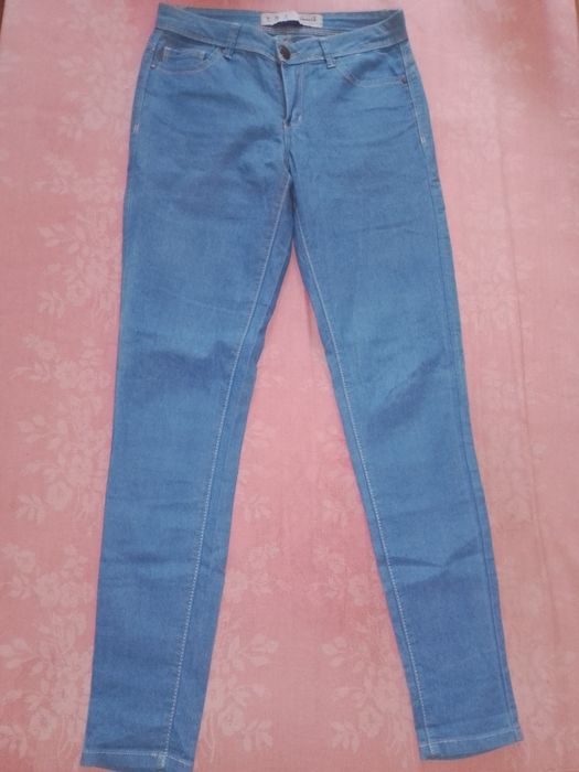 Дамски дънки няколко модела