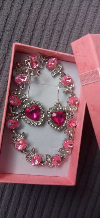 Масивен,дамски,сребърен ланец. Масивна,сребърна гривна.Различни модели