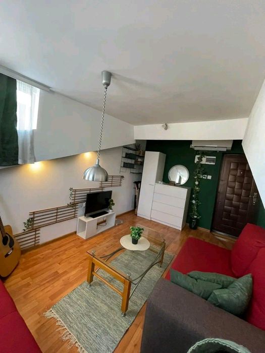 Дава се под наем Едностаен апартамент в Пловдив, Център - 40 кв.м за 350 € - Снимка #2