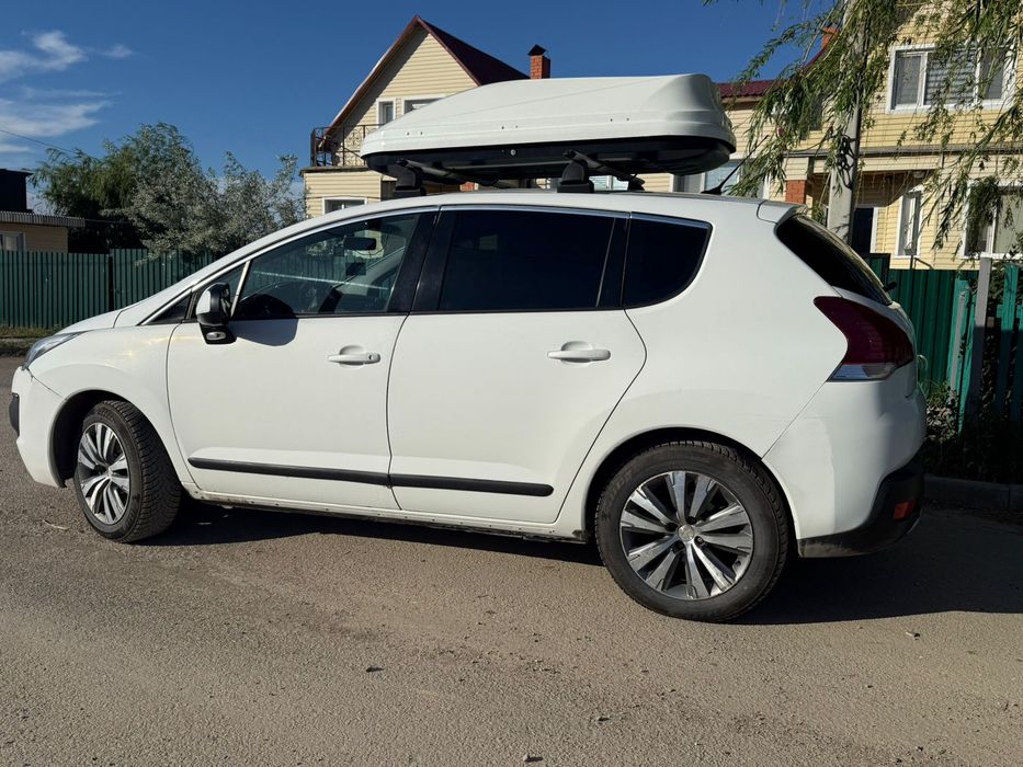 Срочно продам Peugeot 3008