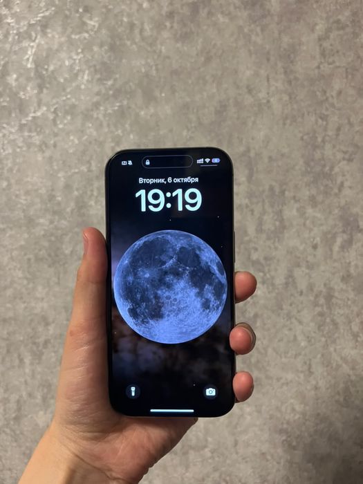 СРОЧНО ПРОДАМ iPhone 16 Pro 128 ГБ
