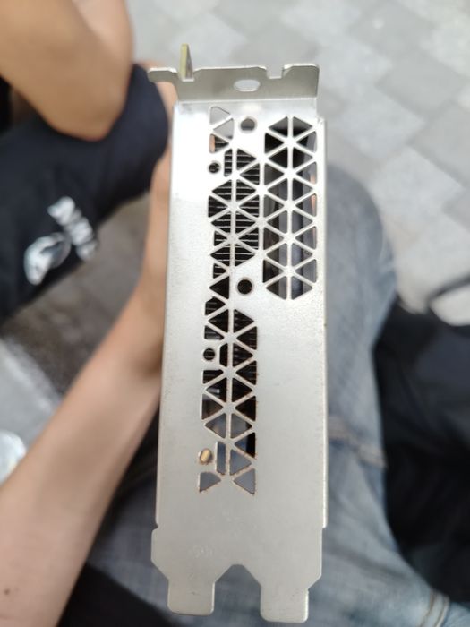 Zotac p104-100 на 4gb аналог 1070