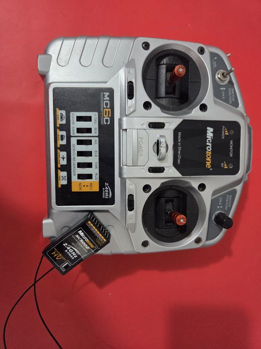 Vand radiocomanda  Microzone