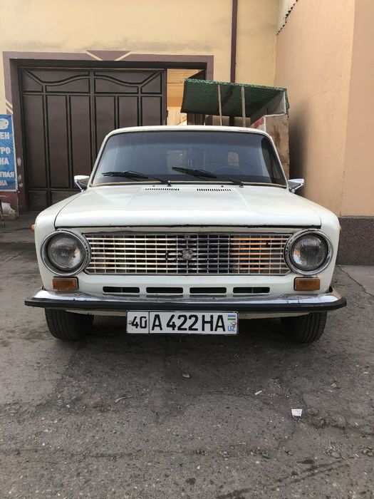 jiguli sotiladi moshina yaxshi holatda