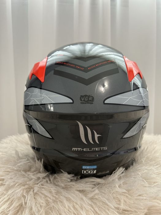 Каска MT Helmets Targo Graphic Bee