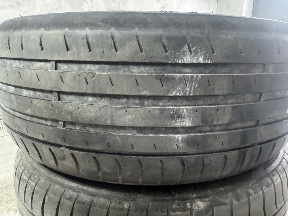 Продам шины 215/55/17