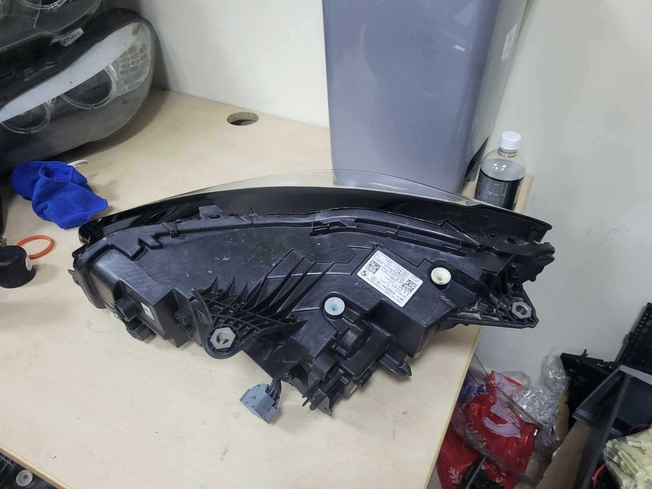 Десен фар BMW 2 U06 desen far бмв 2 у06