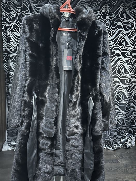 Продам норковую шубу