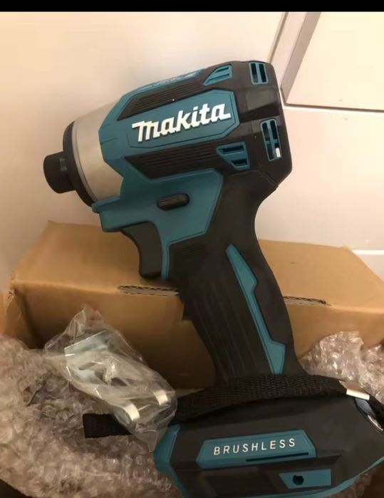 Cheie Impact makita DTD 173 ,BL,motor fără perii
