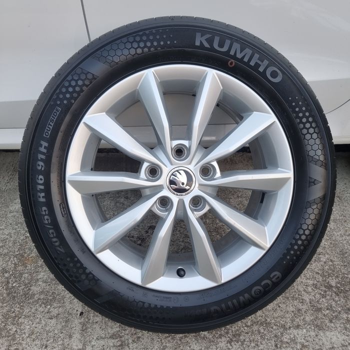 Jante/Roți "16 Originale Skoda 5x112