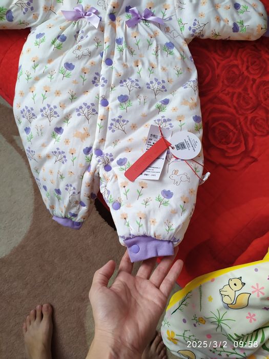 Продам демисезонные комбинезоны