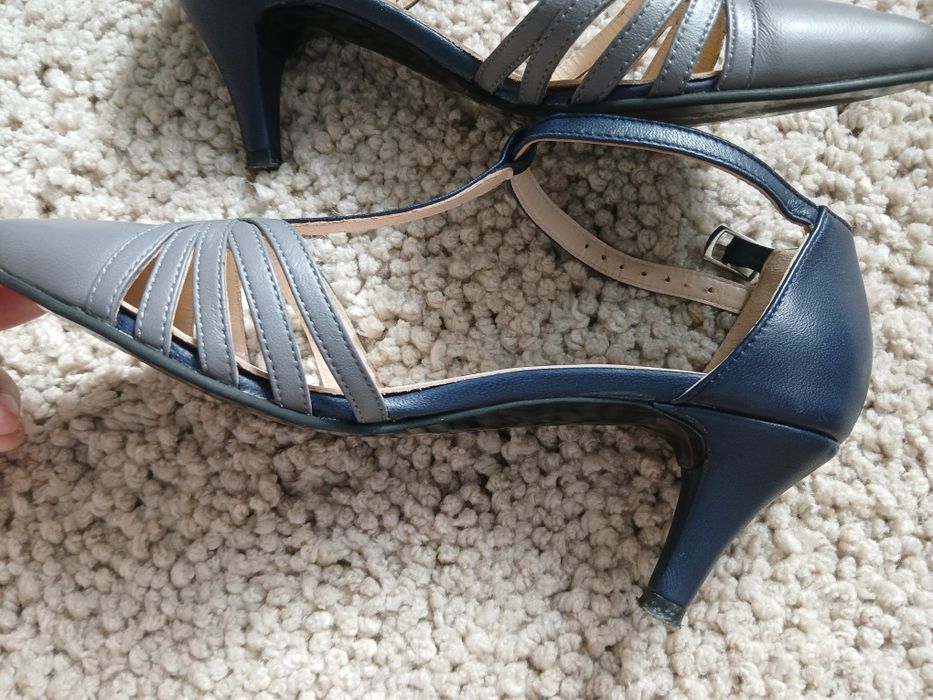 Pantofi Password Lumea La Picioare