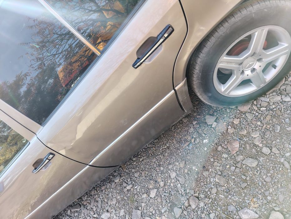 Продам машину или  обмен на деньги