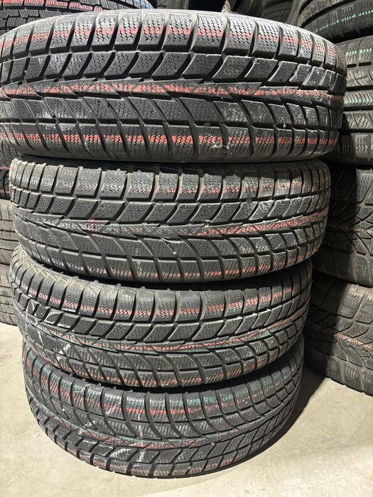 205 70 15 set anvelope iarna M+S Hankook