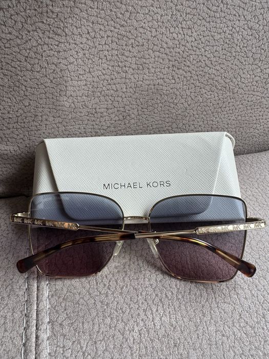 Слъмчеви очила Michael Kors