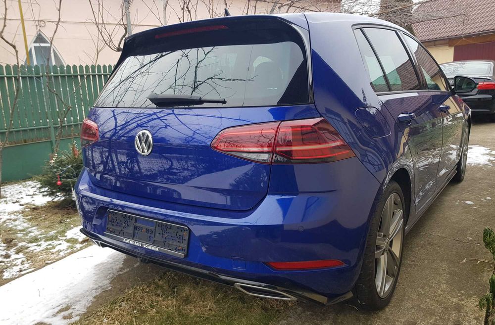 Vw Golf 7.5  2.0Tdi R-line Dsg -Virtual-Acc