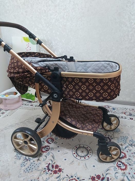 Продам коляску в отличном состоянии